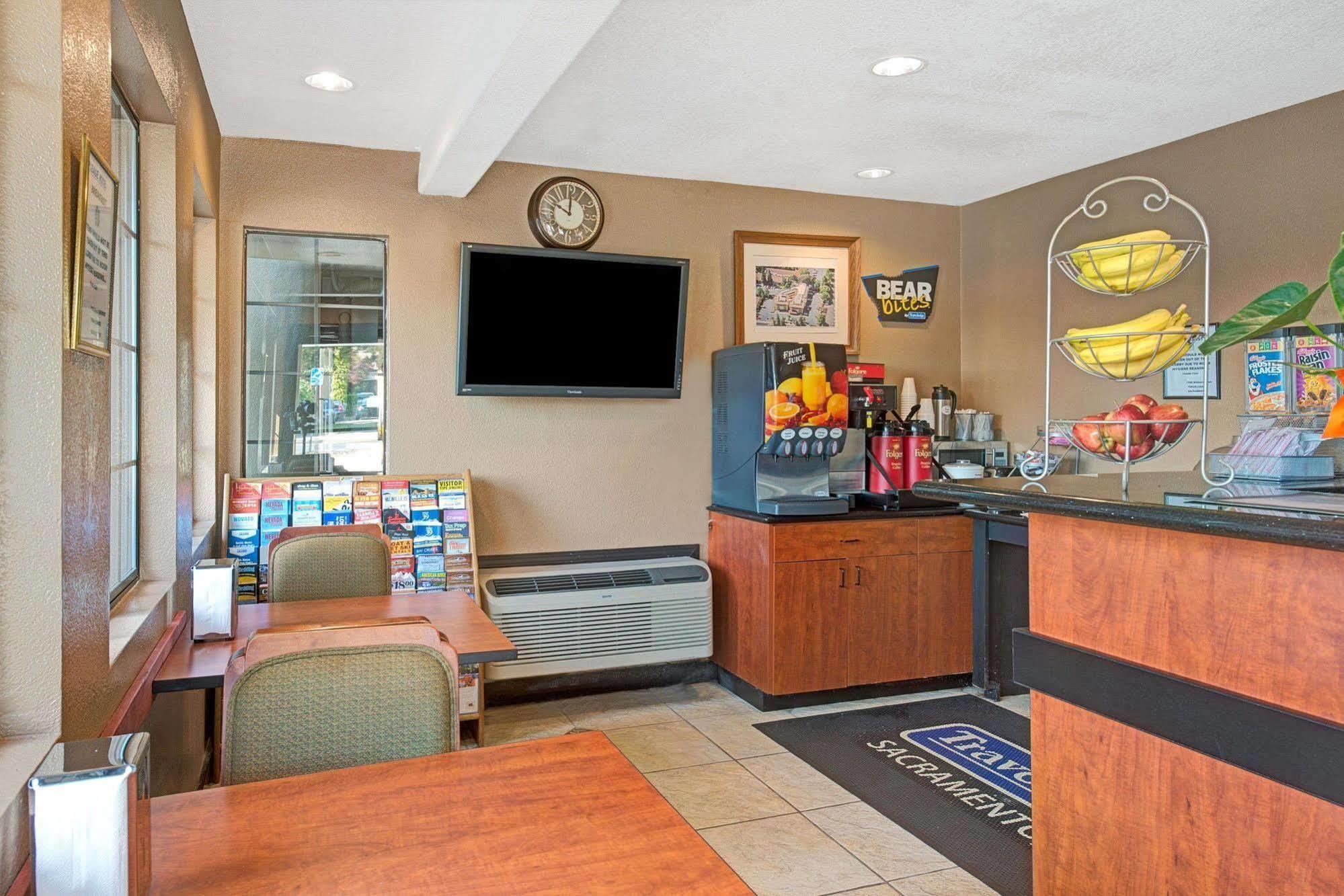 Travelodge Sacramento/Ранчо Кордова Экстерьер фото